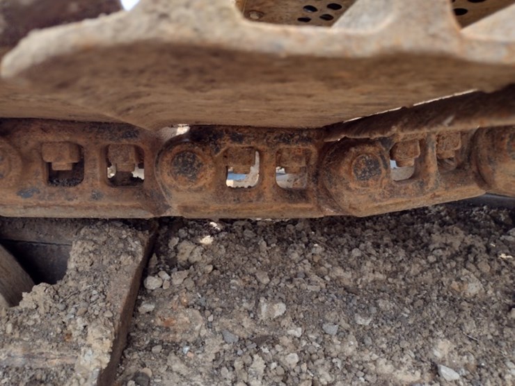 deere-225d-lc-image-39