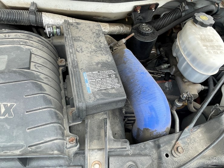 #1064-•-2012-gmc-savana-1-ton-van-(has-wi-title)-image-66