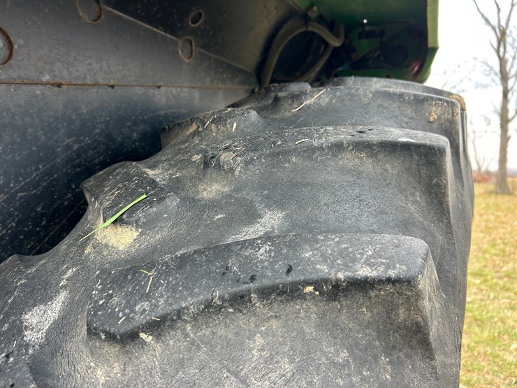 john-deere-4755-image-28