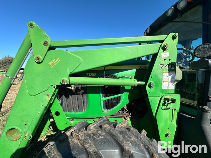 2011-john-deere-7130-image-16