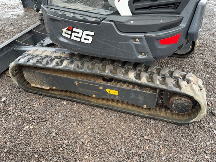 2023-bobcat-e26-image-12