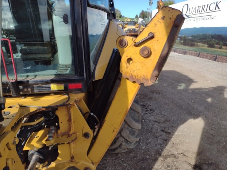 caterpillar-420e-image-36