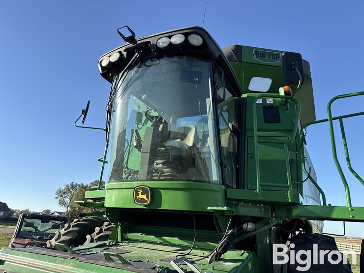 2011-john-deere-9770-sts-image-11