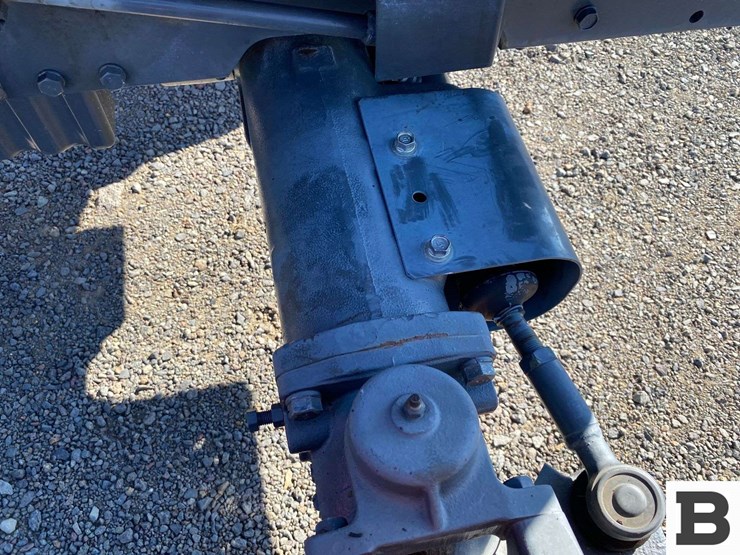 kubota-l4240d-tractor-image-34