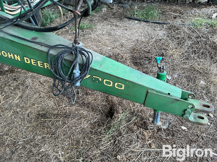 john-deere-7200-image-9