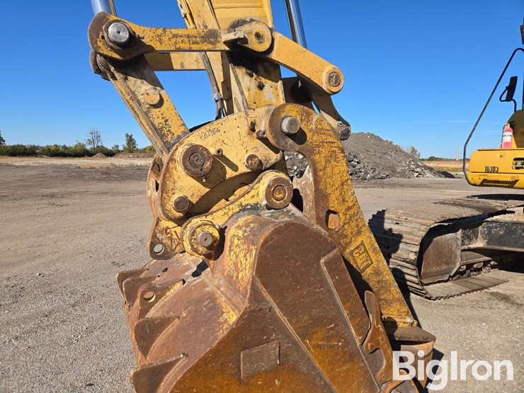 2005-caterpillar-330cl-image-16