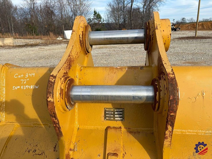 caterpillar-349-image-17