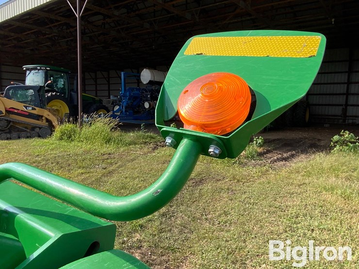 2013-john-deere-625f-image-18