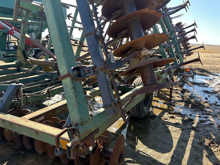 john-deere-724-image-33