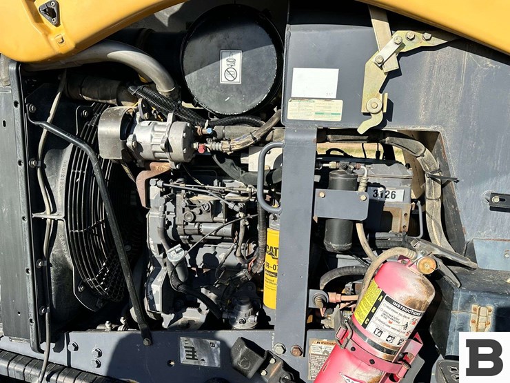 cat-challenger-55-tractor-image-19