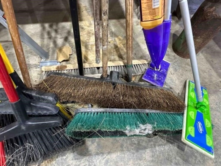 assorted-brooms-image-4