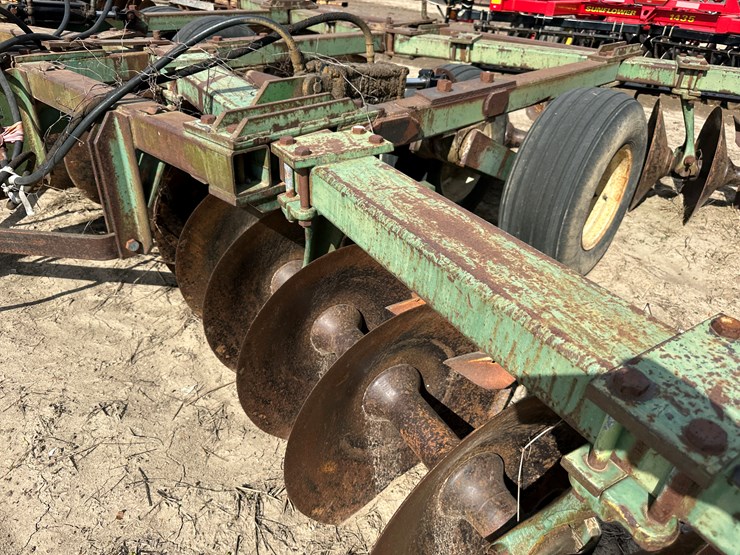 john-deere-635-image-27