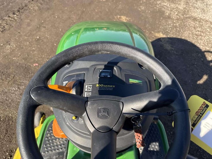 john-deere-d105-image-14