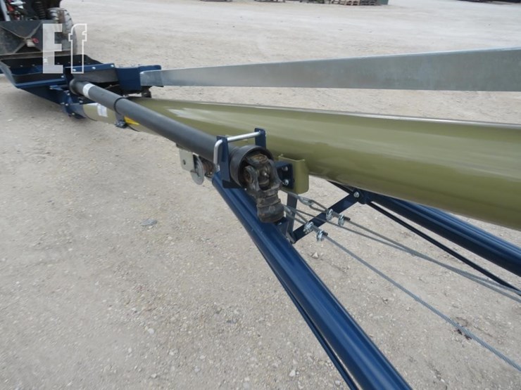 harvest-international-t852-image-11