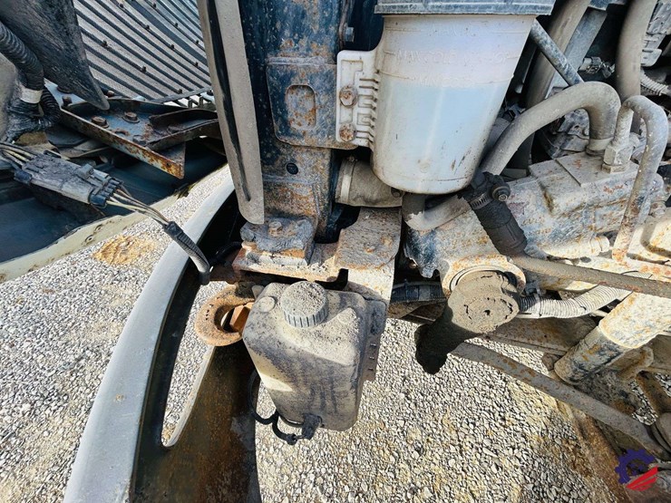 2013-international-durastar-4400-image-62