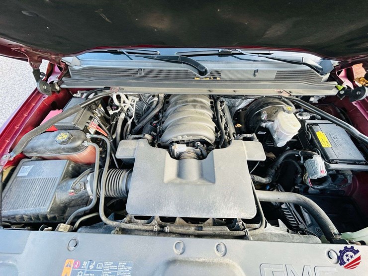 2018-gmc-yukon-denali-image-17