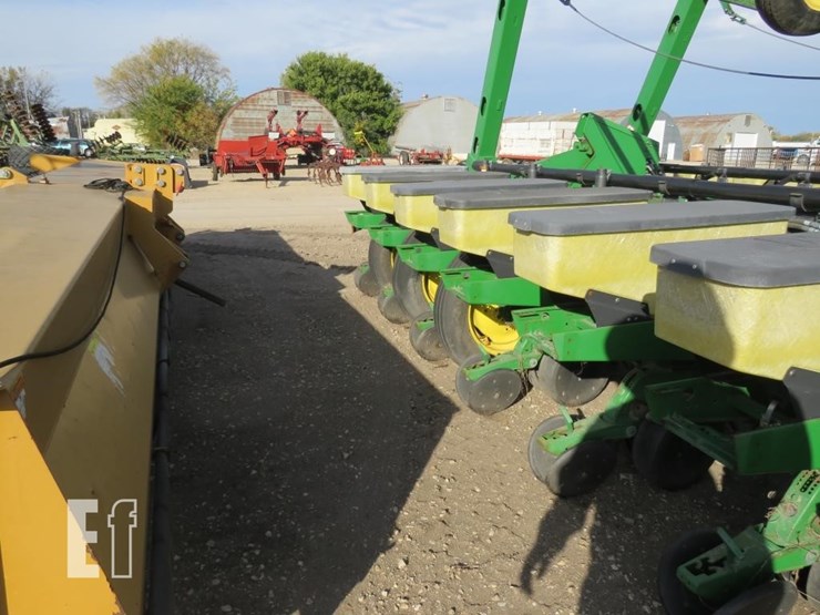 john-deere-1770-image-14