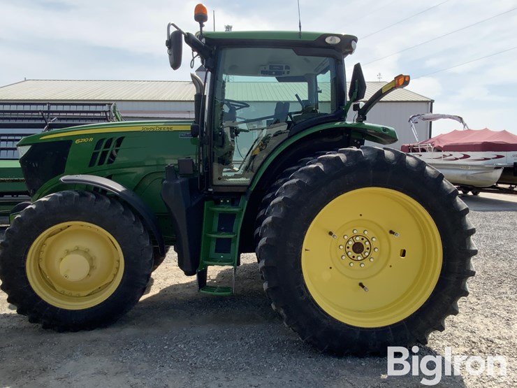2014-john-deere-6210r-image-8