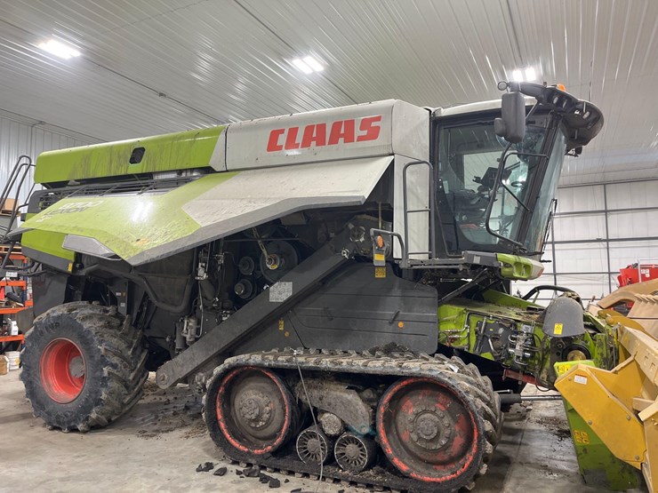 2020-claas-lexion-8700-image-10