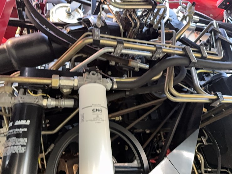 2018-case-ih-8240-image-48