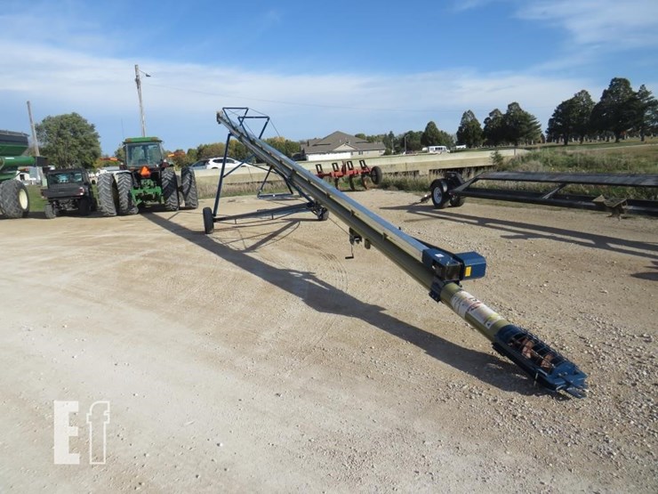 harvest-international-t862-image-1