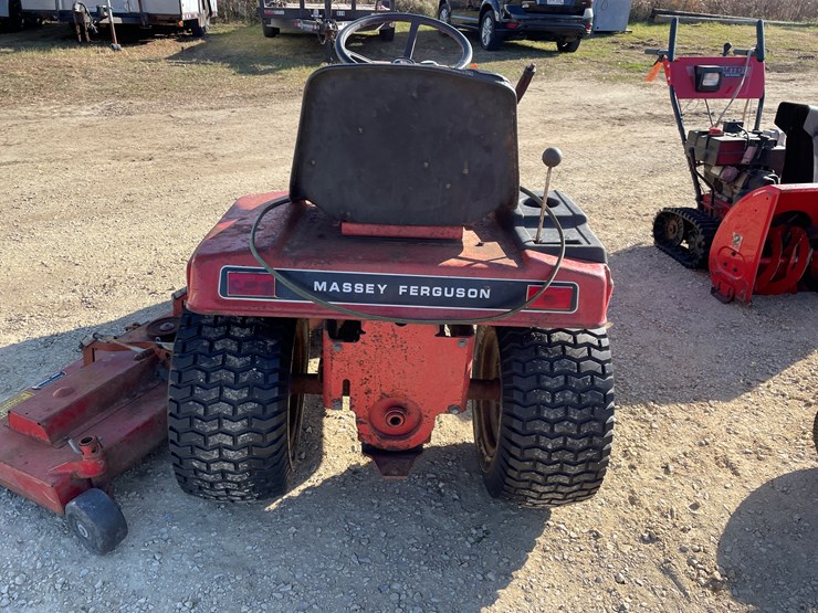 massey-ferguson-1200-image-5