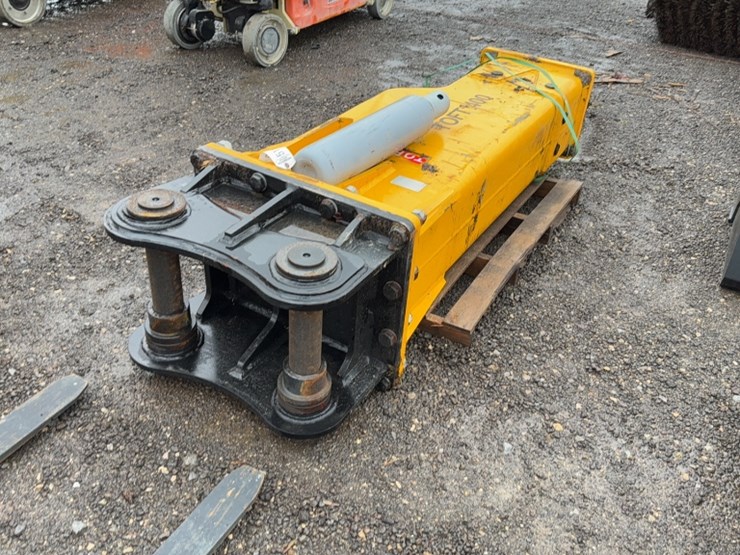 #2046-•-toft-1400-excavator-hyd-breaker-image-3