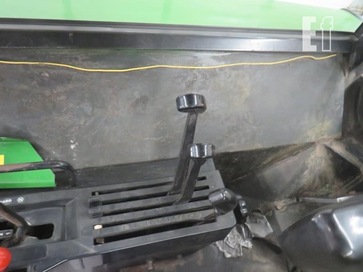 john-deere-4430-image-26