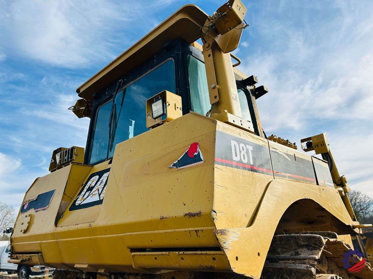 2005-caterpillar-d8t-image-45