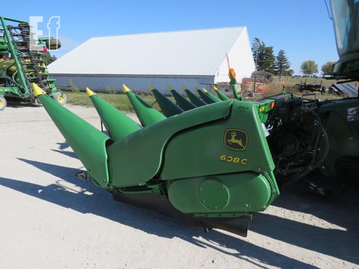 2008-john-deere-608c-image-1
