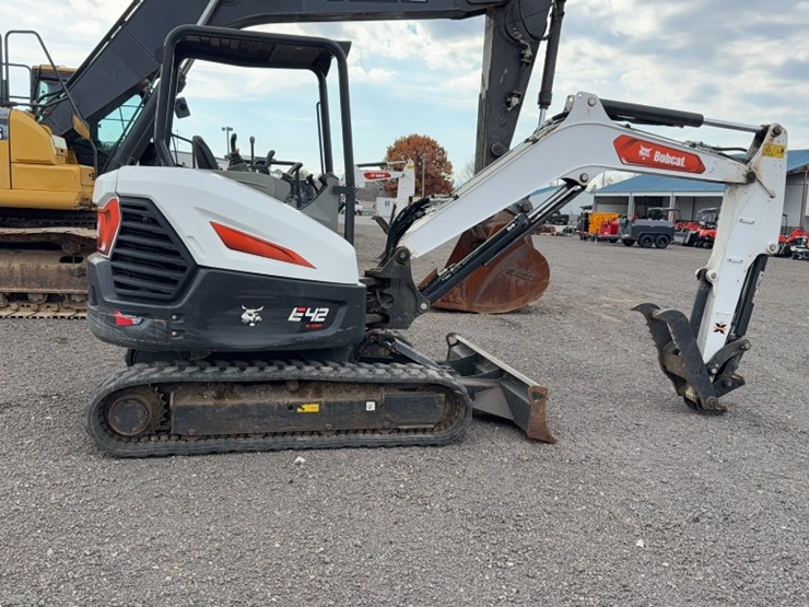 2020-bobcat-e42-image-4