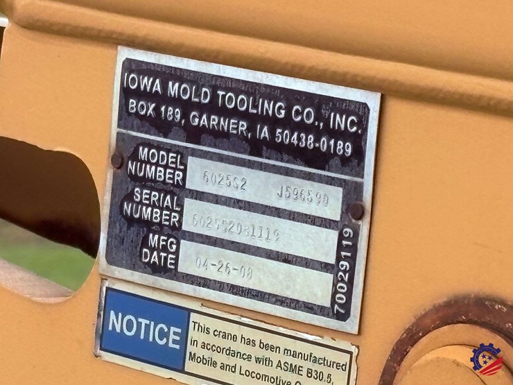 2009-freightliner-m2-106-image-56