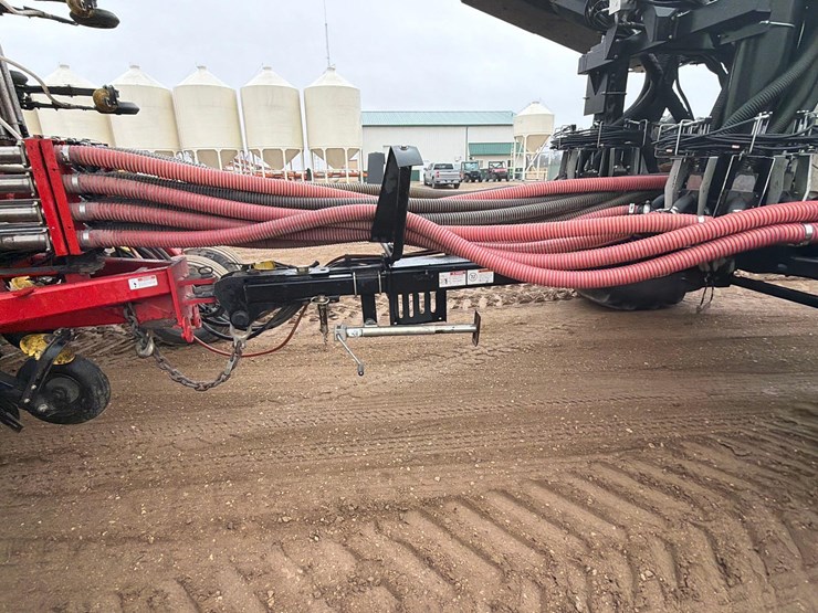 2016-bourgault-3320-66-image-25