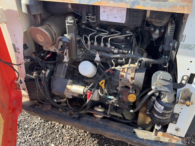 2017-bobcat-t595-image-11