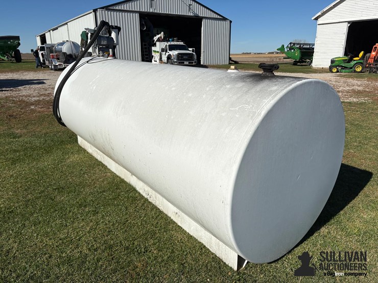 1,000-gal-fuel-tank-w/electric-pump-image-7