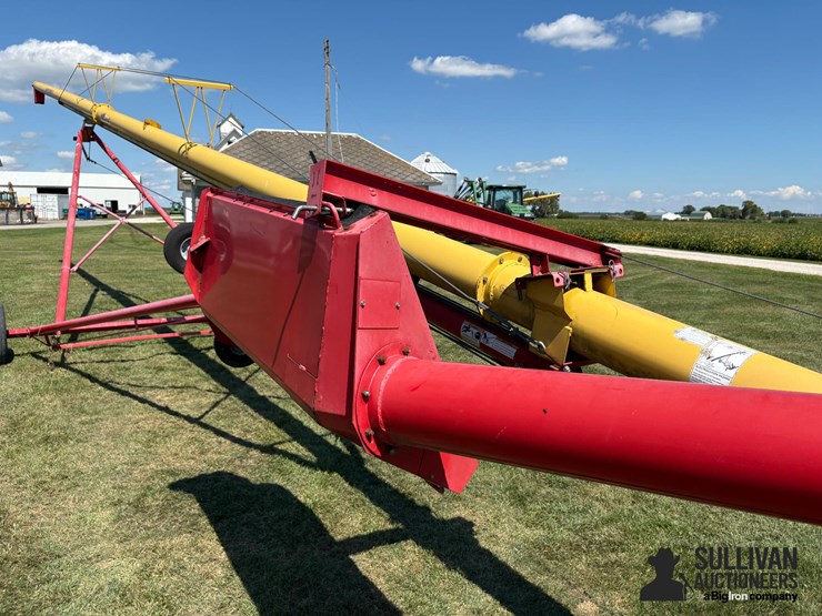 westfield-mk80-61-8"x61'-swing-away-auger-image-15