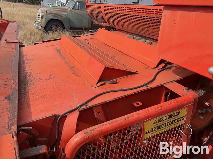 1973-massey-ferguson-760-image-14