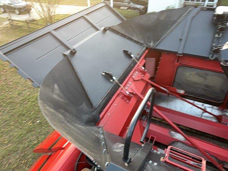 2018-case-ih-8240-image-78