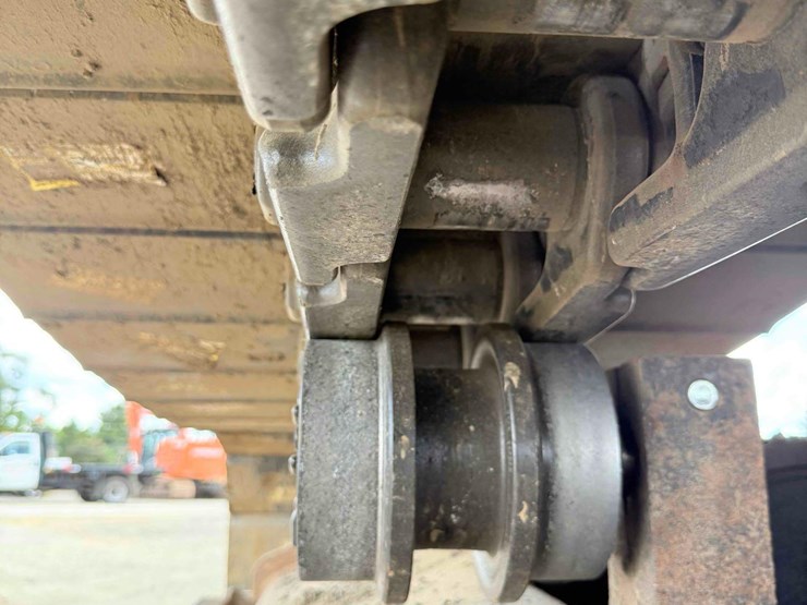 2014-caterpillar-328d-lcr-image-15