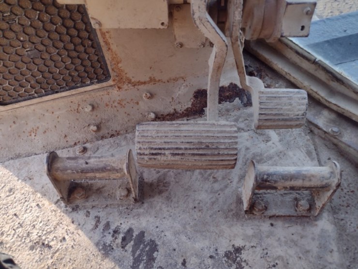 caterpillar-d8r-image-7