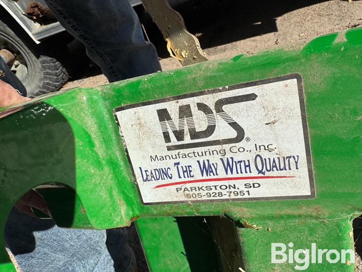 mds-5219g-euro-unitach-loader-to-skid-steer-adapter-plate-image-15