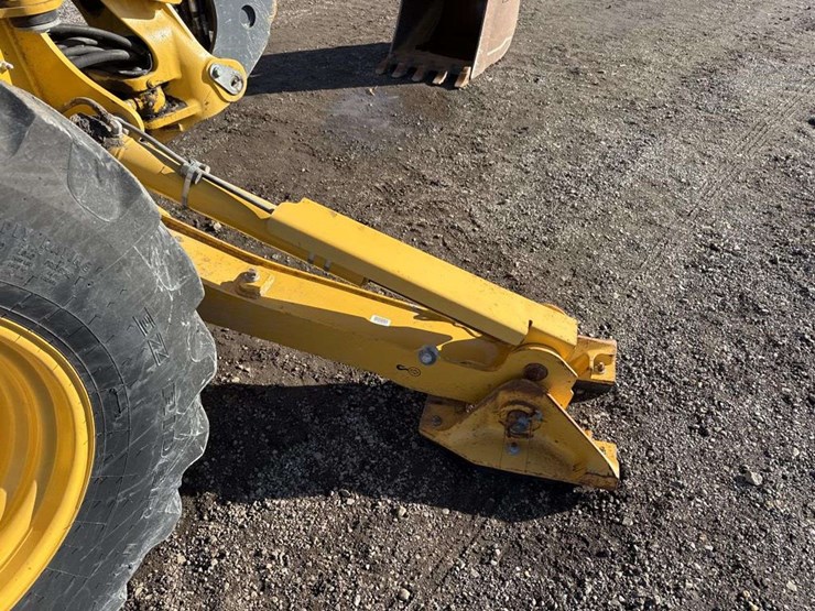 deere-310l-ep-image-14