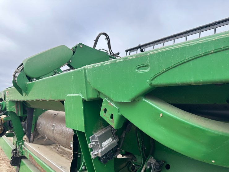 2015-john-deere-640fd-image-11