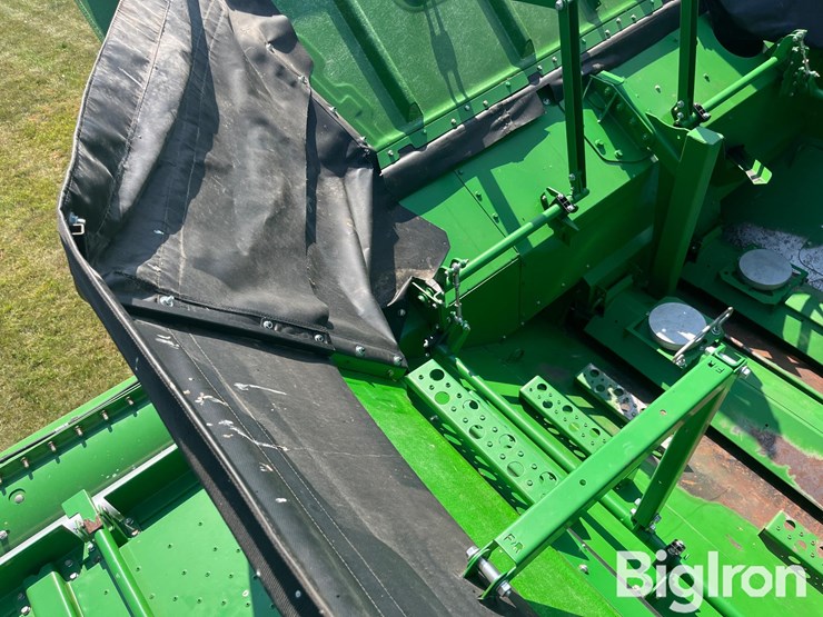 2014-john-deere-s670-image-19