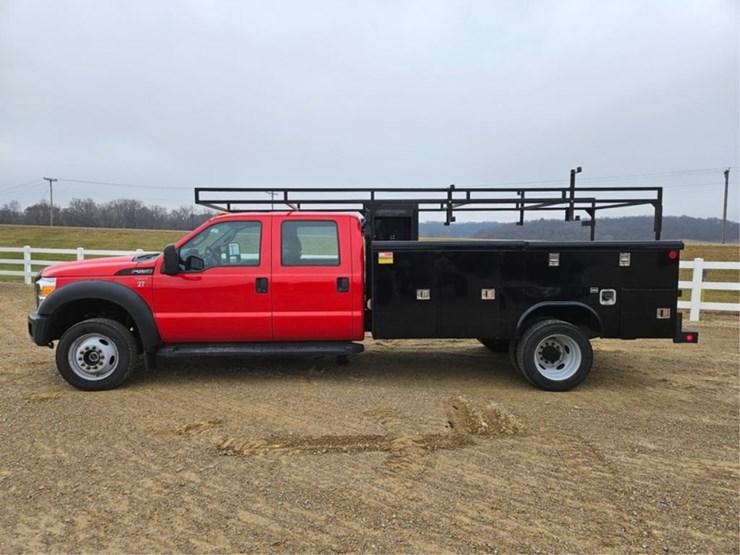 2016-ford-550-image-2