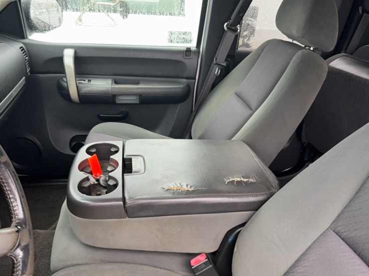 #3020-•-2009-chevy-silverado-z71-pickup-truck-image-20