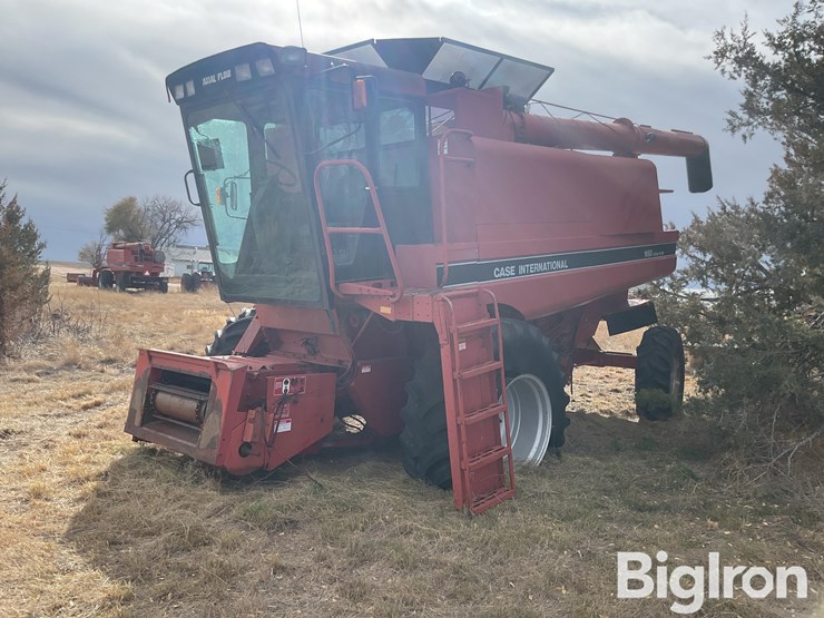 1991-case-ih-1660-image-1