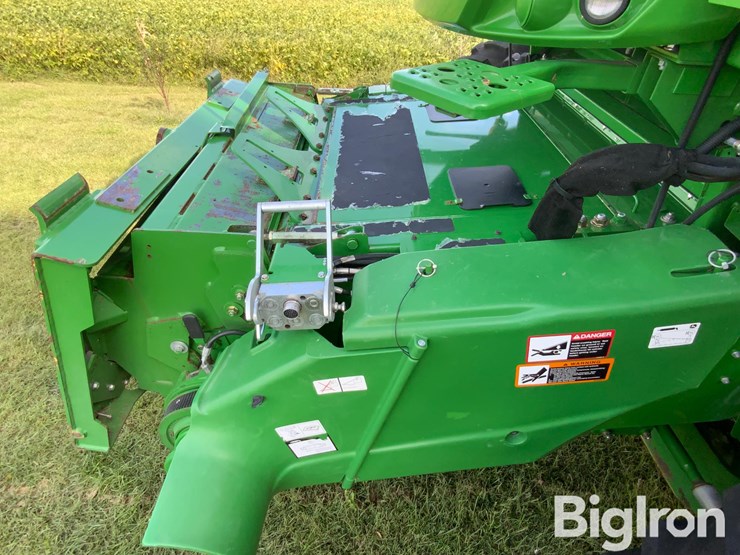 2014-john-deere-s660-image-16