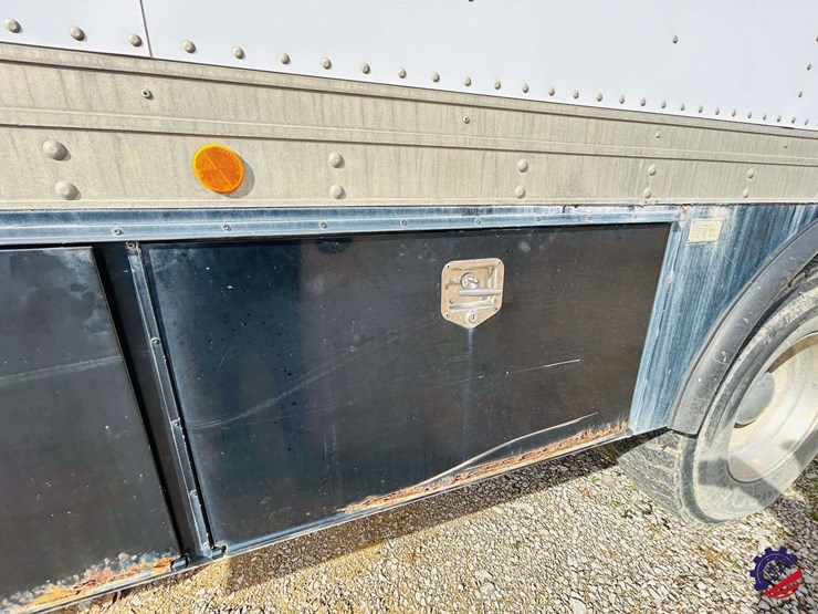 2007-peterbilt-340-image-33