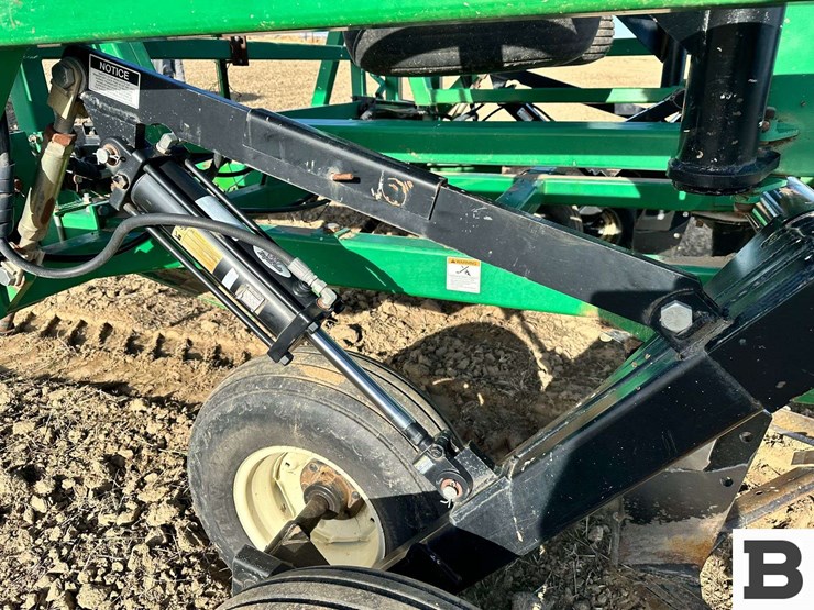 great-plains-9540-plains-plow-image-21